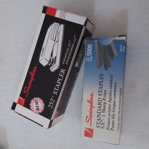 8 pc Office Supply Set - Picture 3 of 16